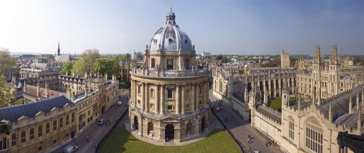 英国牛津大学